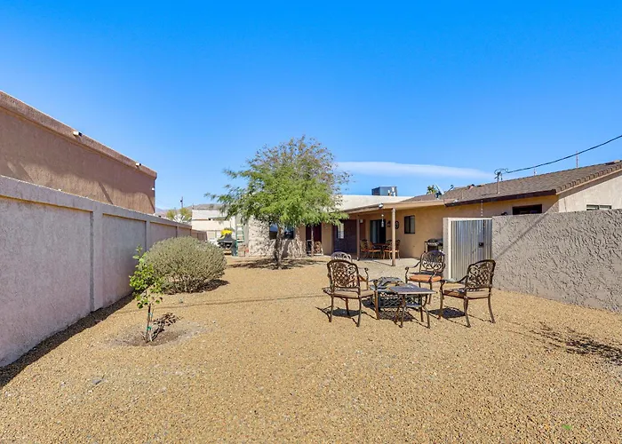 Holiday home 2 Mi To Sara Park: Family Retreat W/ Fire Pit *